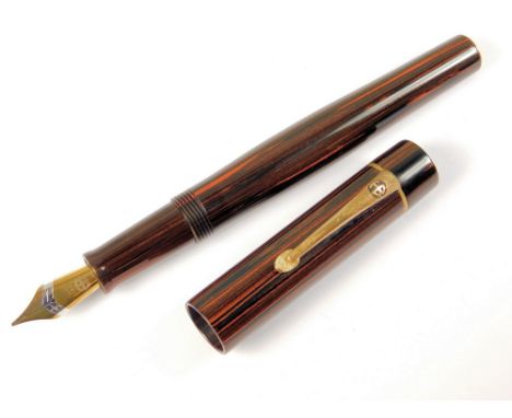 HAMILTON BROADWELL. A Hamilton Broadwell hand made Limited Edition fountain pen. 14ct. HB white &amp; yellow gold nib. Eye dr