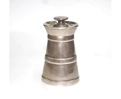 Edward VII sterling silver pepper grinder hallmarked London 1902, maker: Hukin &amp; Heath (John Thomas Heath &amp; John Hart