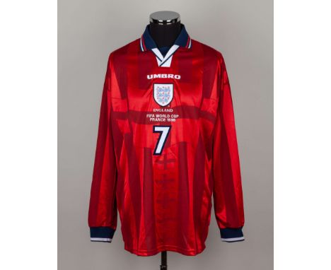 David Beckham red and white No.7 England 1998 World Cup issued long-sleeved shirt, Umbro, XL, with v-neck collar and embroide