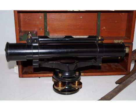 Vintage A.G Thornton level, cased