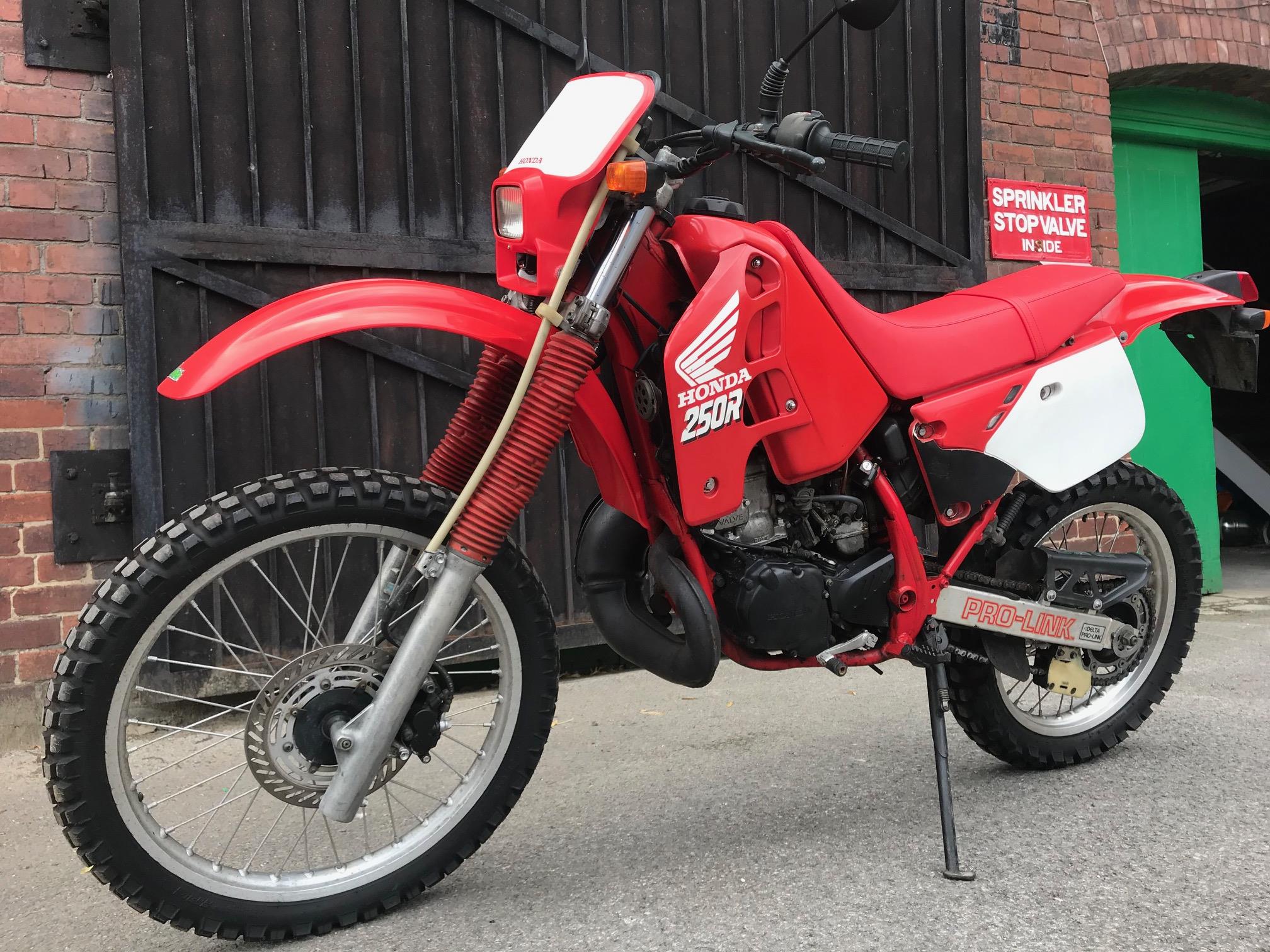 Honda crm 250 r