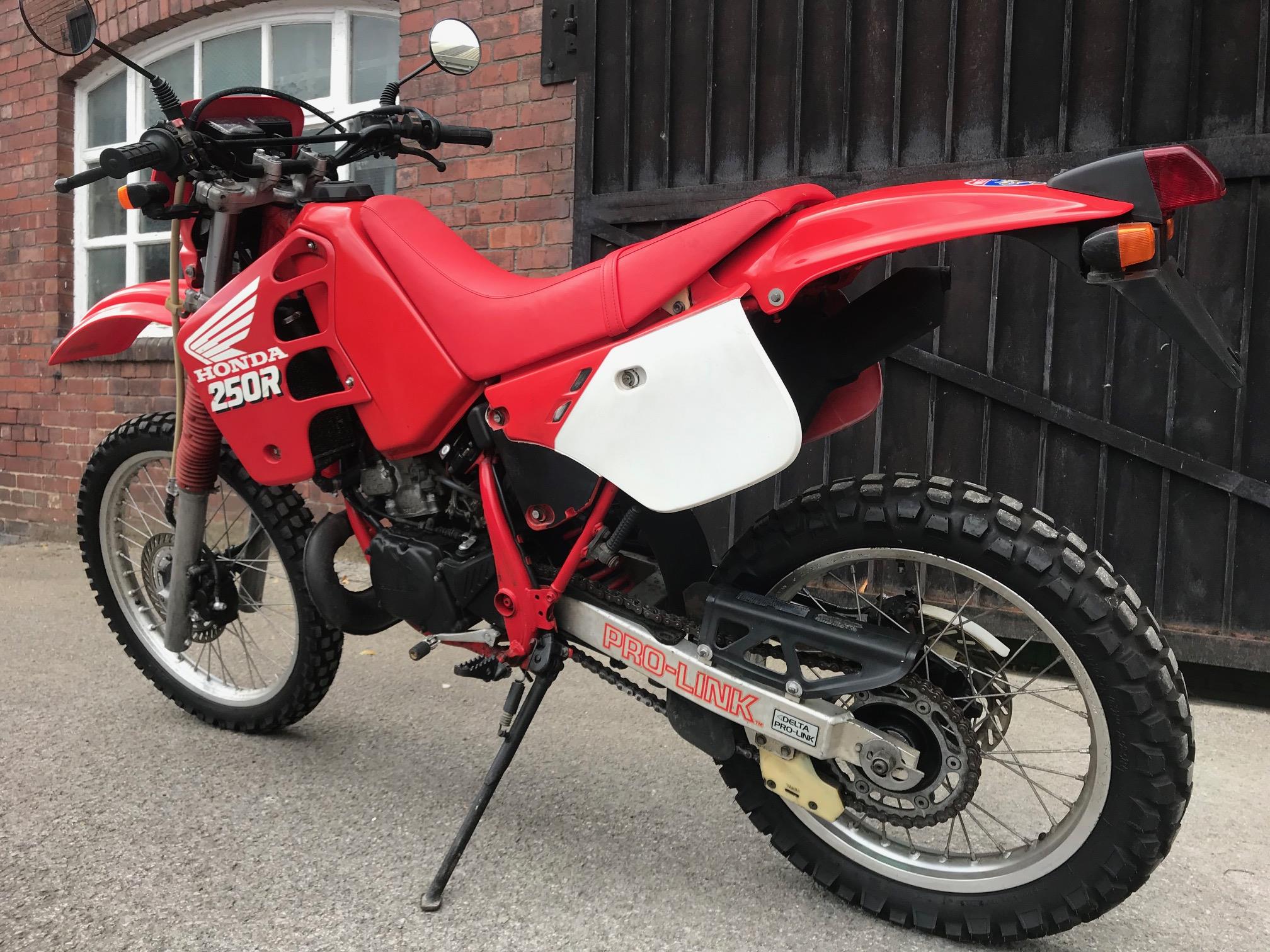 Honda crm 250 r