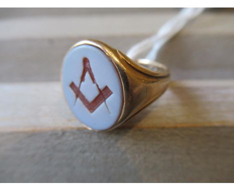 15ct Gold Masonic seal ring with cornelian insert, 6gmsRing size N   -  Early 20th Century  (see photo of Chester hallmark) -