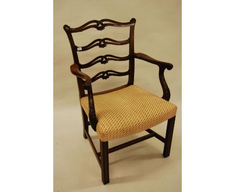 Set of eight (six plus two) good quality reproduction carved mahogany dining chairs in Chippendale style, the pierced ladder 