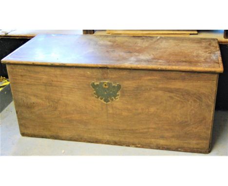 Large George II mahogany trunk with floral engraved gilt brass carrying handles and ornate escutcheon plate (for restoration)