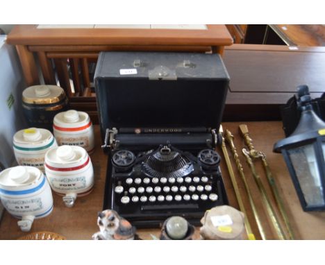 An Underwood typewriter