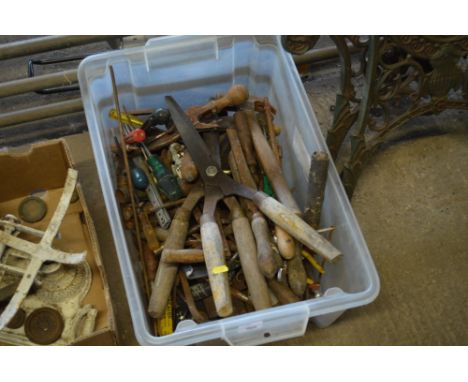 A box of tools 