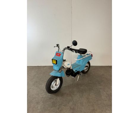 1990 Slovenian Tomos Tori foldable moped. Engine: 49 cc, 2 kW (3 hp), 1 cylinder, 2 stroke. Automatic transmission, foot star