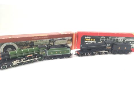 A Boxed Hornby Manchester United Locomotive #R.053 and a Hornby 4-6-0 B12/3 Class Loco.