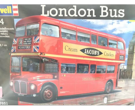 A Boxed and sealed Revell London Bus Scale 1:24