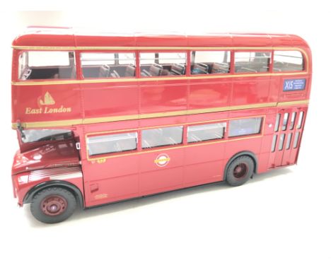 A Boxed Sun Star Routemaster RMC #2915. Scale 1:24.