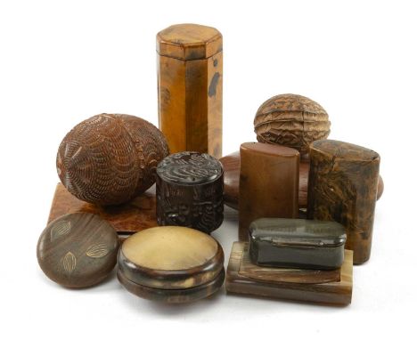 ASSORTED SNUFF & OTHER SMALL BOXES, of wood and horn, including burr yew box, brass inlaid oval box, simulated nut box, egg s