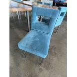 (10) Chaises/Fauteuil, Tissu Bleu, Siège: 19''H , QUANTITÉ X PRIX MISÉ
