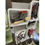 LOT: (5) Bacs d'Ustensils Variés pour Cuisine, (Bacs Inclus)