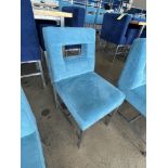 (10) Chaises/Fauteuil, Tissu Bleu, Siège: 19''H, QUANTITÉ X PRIX MISÉ