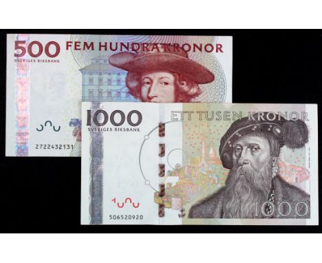 Sweden (2), 1000 Kronor dated 2005, portrait Gustav Vasa at right, foil hologram (Pick67), 500 Kronor issued 2002, portrait K