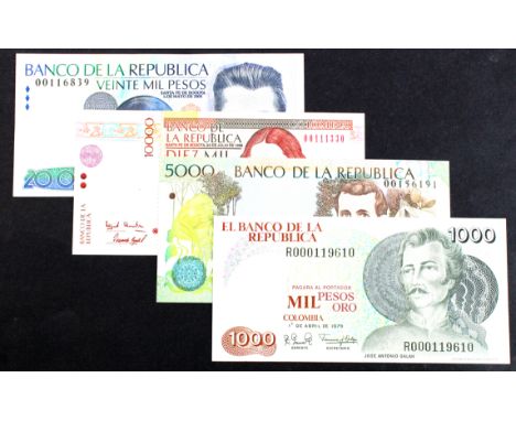 Colombia (4), a group of rare REPLACEMENT notes comprising 1000 Pesos dated 1st April 1979, scarce 'R' prefix REPLACEMENT not
