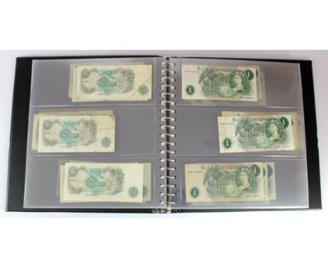 Hollom 1 Pound (230), a collection of Series C Portrait notes in 2 x  Lindner albums, FIRST and LAST series seen (B288, B292,