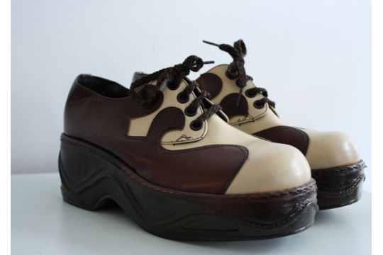 vintage 1970's mens platform shoes
