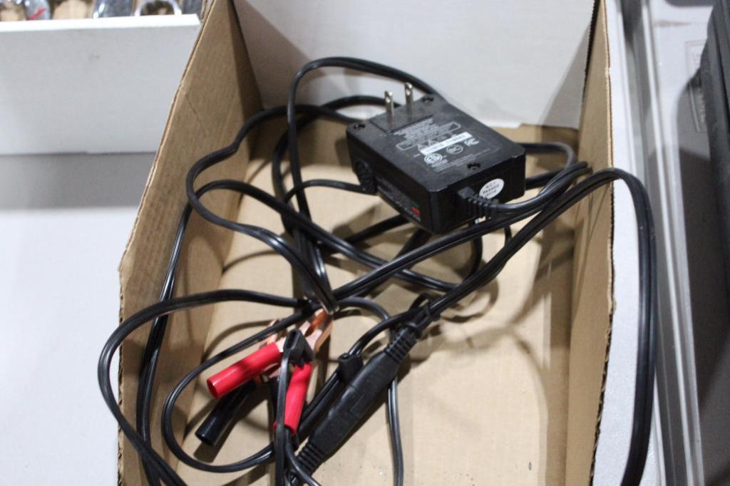 Duralast 10 amp battery charger