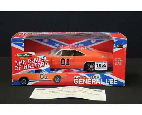 Autograph - Boxed American muscle ERTL Collectibles The Dukes of Hazzard 1969 Charger General Lee diecast model signed by Tom