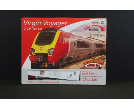 Boxed Bachmann OO gauge 30-601 Virgin Voyager Set 3 Car Train Set, contains 3 cars, track &amp; paperwork 