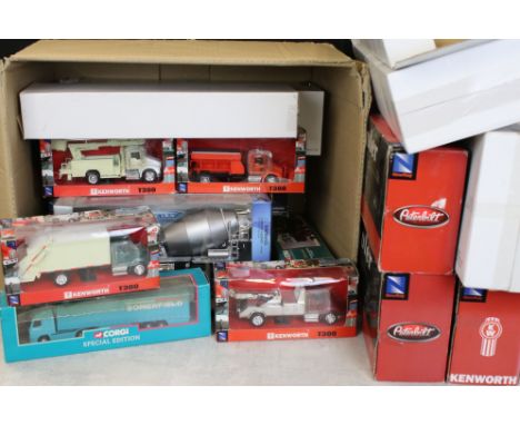 19 Boxed diecast model trucks to include 9 x NewRay examples (2 x 1:32 Peterbilt, 1:32 Kenworth, 2 x 1:43 Kenworth W900, 4 x 