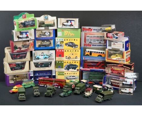 28 Boxed / cased diecast models to include Dinky, Vanguards, Corgi, EFE, Lledo, Britbus, etc, featuring Dinky 297 Silver Jubi