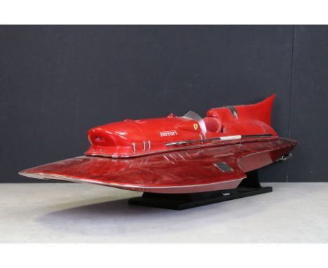 Wooden scale model of the 1950s Ferrari Hydroplane boat, the idea of powerboat racer Nando Dell'Orto, raised on a stand, leng