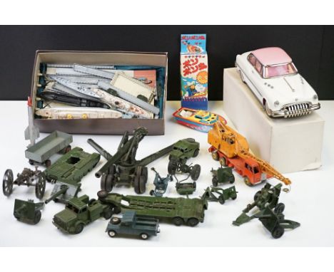 Around 30 diecast models to include Britains, Lone Star, Triang Minic, Dinky, Corgi, etc, featuring Britains 617492 large art