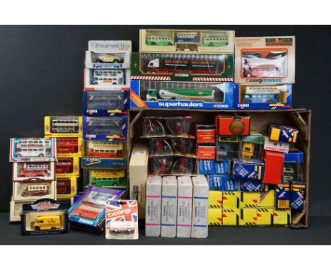 62 Boxed diecast models to include 24 x Corgi (471 Silver Jubilee Bus, 574 Bus, 1004 Beep Bus, Routemaster In Exile, etc), 15