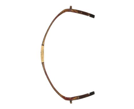 A CHINESE STRENGTH-TESTING COMPOSITE BOW, QING DYNASTY, 19TH/20TH CENTURY of robust construction, with reflexed limbs fitted 