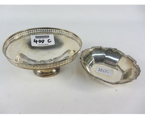 Two small hallmarked silver dishes approx 3oz