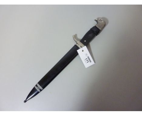 Reproduction Third Reich dagger and scabbard Condition Report Click here for further images, condition, auction times & deliv