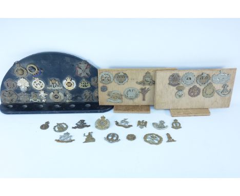 Pipe rack set with Cap badges, two other boards and a collection of loose badges
