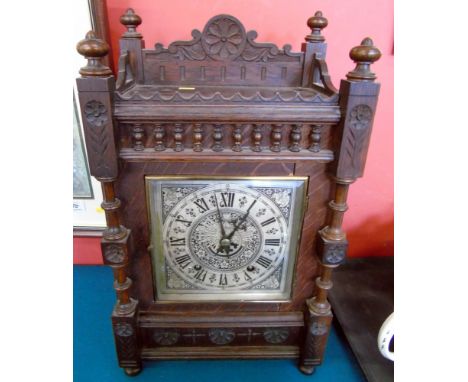 Victorian oak mantle clock Condition reports are not available for this sale.