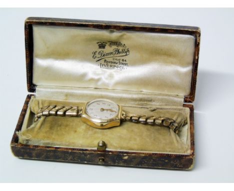 9ct gold vintage ladies' wristwatch on expanding strap Condition reports are not available for this sale.