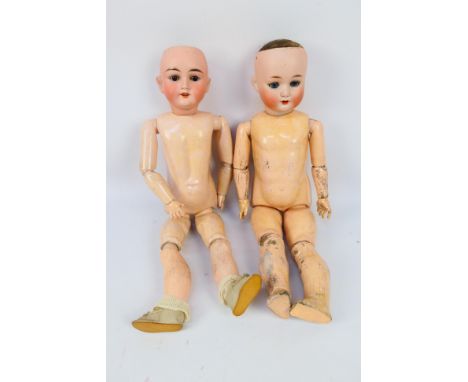 S&Q - Max Handwerck - 2 x dolls, a Schutzmeister & Quendt bisque headed doll with composite body, it measures approximately 5