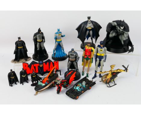 Corgi Toys - DC Comics - Mattel - Eaglemoss - Others - A group of unboxed Batman themed Corgi models with a group of Batman r