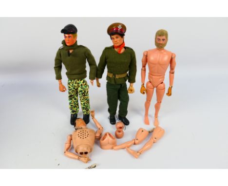 Action Man - Palitoy - Hasbro - Other - A vintage incomplete and broken dark brown flock haired 'talking' Action Man with har