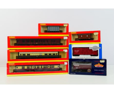 Hornby - Bachmann - A group of boxed wagons and coaches in OO gauge including BR MkI Brake Coach in Midland Region weathered 