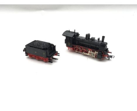 Fleischmann HO steam locomotive. Boxed.#4124.