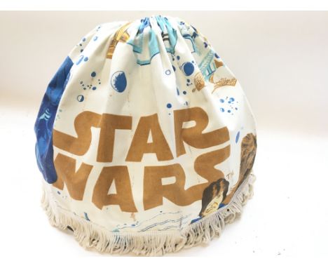 Star Wars vintage duvet covers and pillow cases with matching lamp shade - NO RESERVE