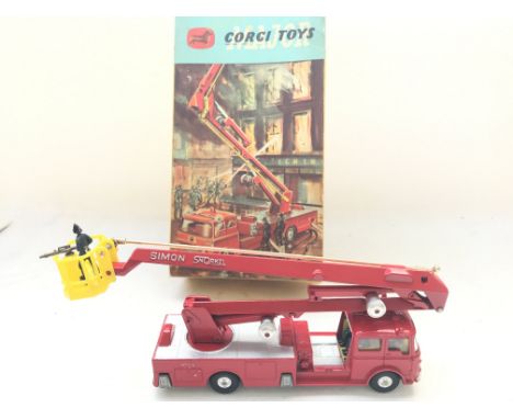 A Corgi Simon Snorkel Fire Engine Boxed #1127