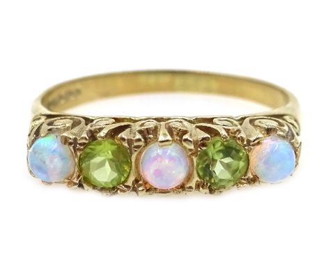 9ct gold opal and peridot ring, hallmarked Condition Report & Further Details Approx 2gm, size OClick here for further images