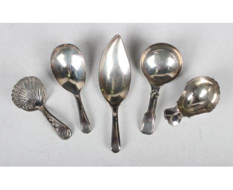 A George IV silver Fiddle and Thread caddy spoon, Birmingham 1829 by Joseph Willmore, length 8.4cm, a silver caddy spoon with