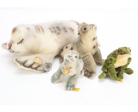 Four Steiff post-war aquatic animals,  comprising two Robby seals, a Floppy Robby —11¾in. (30cm.) long; and velvet Froggy, th