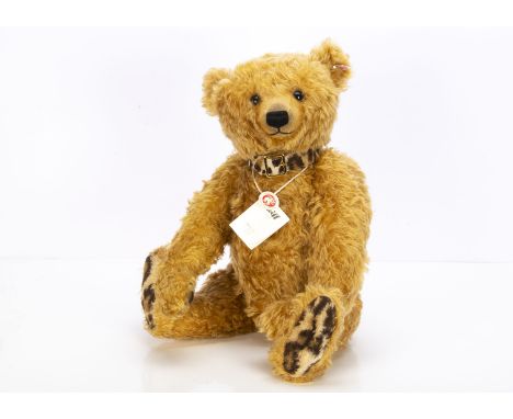 A Steiff limited edition Desmond Teddy Bear, 706 of 1000, 2013 (no box or certificate)