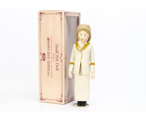 A Steiff limited edition Replica Betty the Tennis Lady 1913, 1902 of 3000, in original window box, 1987-1990