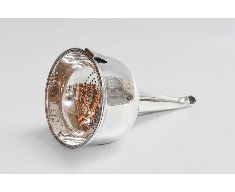 A George IV Silver Wine-Funnel, by George Knight, London, 1820, of typical form, with reeded rim and shaped grip, 14.5cm high